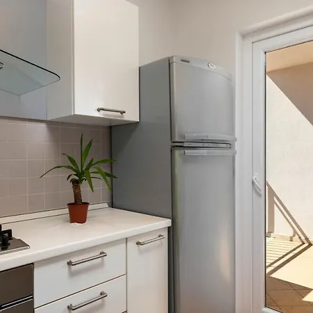 One-bedroom Albis With Balcony And Parking In Rovinj